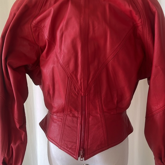 Incredible Vintage Leather Jacket - Picture 5 of 9